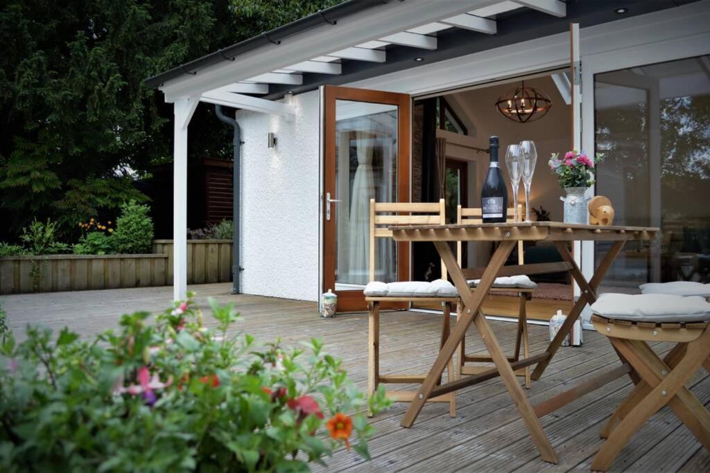 Ness Lodge Инвернес Екстериор снимка